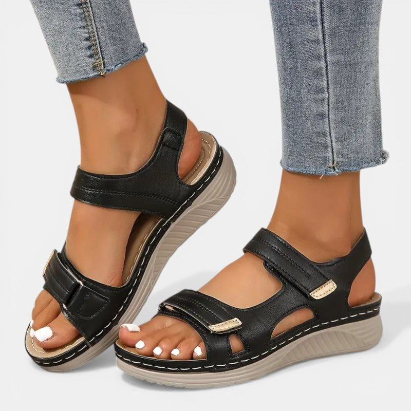 Harper | Women's Orthopaedic Slip-On Sandals, Comfortable Everyday Sandals | Direct Attire | Negro