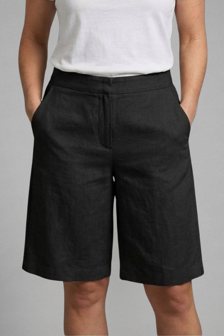 Leah | Women's High-Waist Knee-Length Shorts with Side Pockets, Straight-Leg Shorts | Direct Attire | Wit
